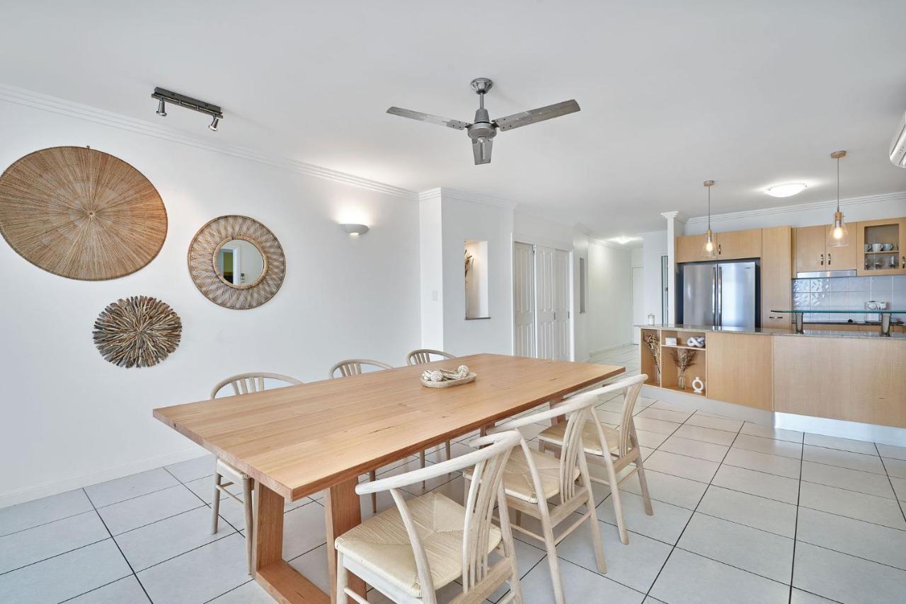 Stunning 2-3 Bed Penthouse Glorious Ocean Views Apartment
